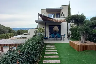 Image de Villa contemporaine, piscine privée, 200m de la mer