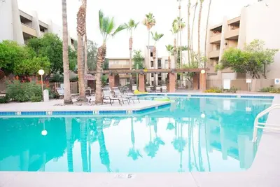 Image de Luxury resort condo in the heart of Old Town Scottsdale