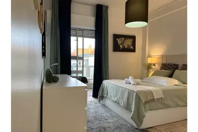 Image de Private bathroom in apartment shared with other guests