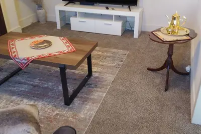 Image de Sunlight 2br townhouse w\/ private parking in Downtown Frederick