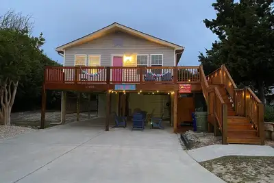 Image de Welcome to \"Time Out\" – Your Perfect Escape in Emerald Isle!