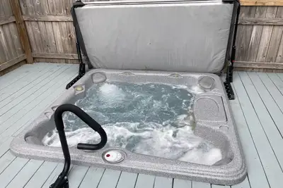Image de Creekside Hot Tub House