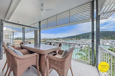 Image de Spacious 2 bedroom Whitsunday Waterfront Penthouse