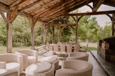 Image de Luxurious property with Spa & Lake near the ocean
