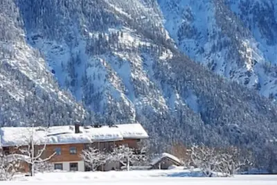 Image de Apartment with a view of the Wendelstein & direct access to cross-country ski trails & hiking/Mtb trails