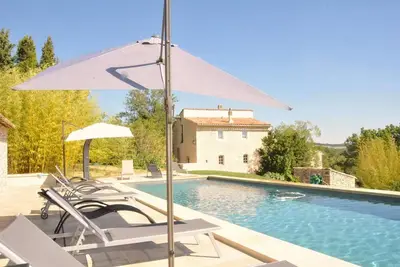 Image de Jas Gibony Demeure de caractère. Piscine chauffée à 27 °C