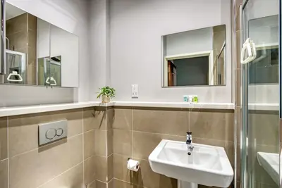 Image de Cosy 1-Bed by Heathrow Airport