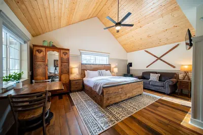 Image de Shasta View Lodge - Cabin 2