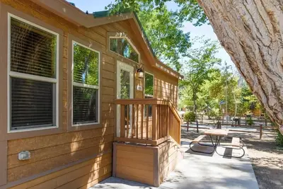 Image de Riverside Cabin at Krs Campground (Cabin 26)