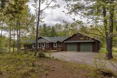 Image de 10-acre Cabin Escape