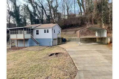 Image de SoKno Hillside Haven near Ut - Private 2br
