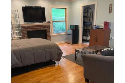 Image de Sleeps 4 Studio Heart of Omaha - Ralston Arena