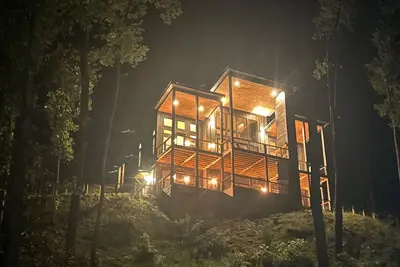 Image de New Modern Cabin in Blue Ridge -- Spring & Summer Availability