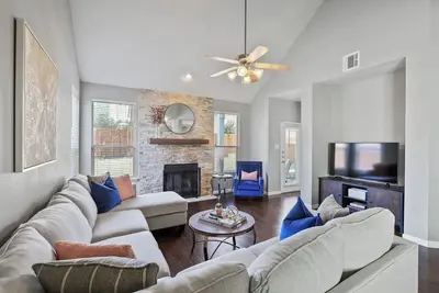 Image de Tch - 5br\/3ba Home in McKinney - Hb
