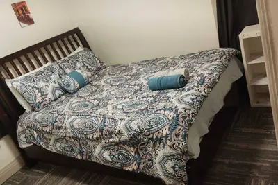 Comfy & Relaxing House Close to Everything.