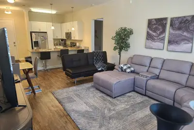 Image de Newly remodeled property, close to beaches, golf, shopping & St. Augustine.