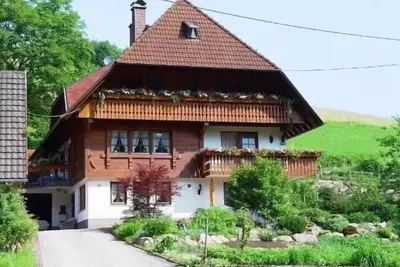 Image de Oberbauernhof - Apartment \"Am Garten\" | Lovely apartment in a beautiful Black Forest house