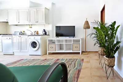 Image de Appartement, 140m du front de mer!