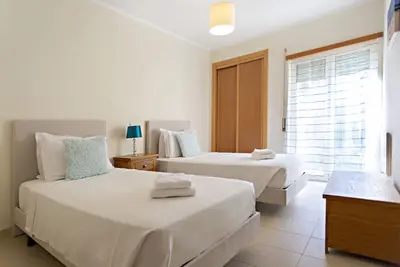 Image de Idéal pour les familles dans le centre de Cabanas!