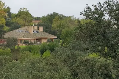 Image de Las Siete Encinas, large villa on the outskirts of Madrid
