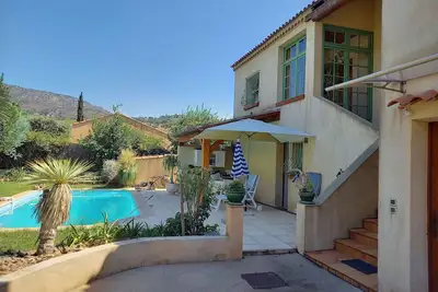 Villa très bien placée, tout proche mer et proche de tous commerces.