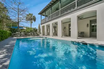 Image de Private Pool and Beach Just Steps Away- 48 Geoff Wilder by Royal Destinations