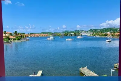 Image de Condo With A View
