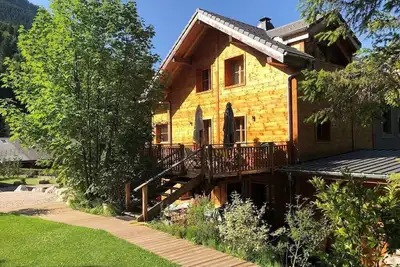 Image de Chalet L'Ecuela, The Old School, Luxury Chalet Rental, near Morzine France
