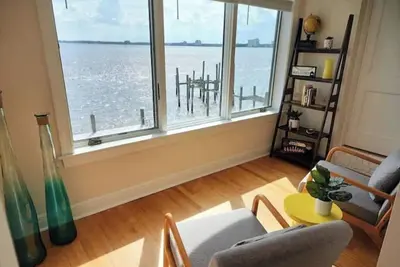 Image de Adorable Riverview