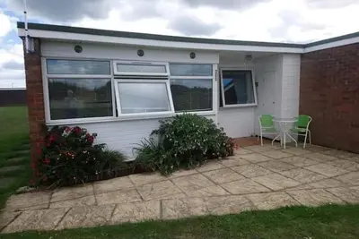 Image de East Coast Chalets 300 Dog friendly Field views @ California Sands