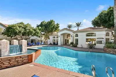 Serene 3br Th with Pool| Steps to Nature Getaway!