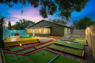 Image de Groovy Playhouse Getaway 4 bdrm near Legoland