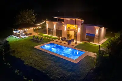 Image de Mayoli Hill Family Villa Private Pool & Volcano View