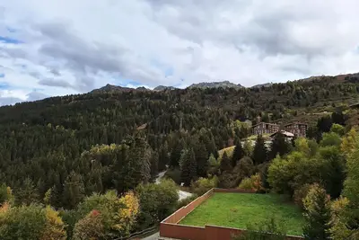 Image de Charmant appartement de 3 pièces situé dans une résidence au village du Chantel, proche des pistes et avec piscine.