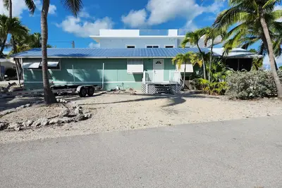 Hammerpoint quaint home recently remodeled on end of canal