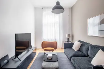 Image de Serene Kreuzberg 1br nr Viktoriapark, by Blueground