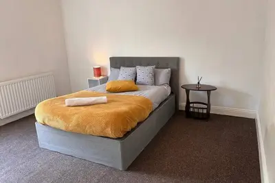 Image de GuestHouse-2br-Parking-WiFi-ToiletriesProvided