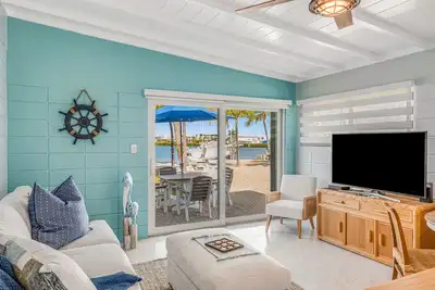 Image de Waterfront home with dock, ocean view & access to Cabana Club beach/pool