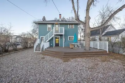 Image de 915 QUincy · Charming Duplex Upstairs Unit
