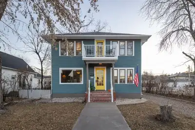 Image de 915 QUincy · Charming Main Level Duplex