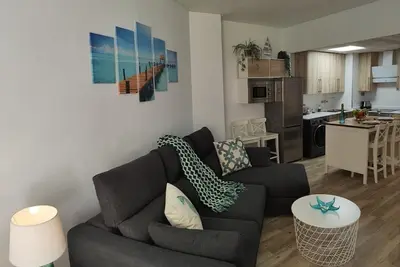 Image de Appartement rénové au centre de Torremolinos avec Wi-Fi et climatisation