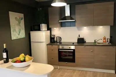 Image de Appartement charmant en plein centre de Torremolinos, à deux pas de la plage et des commodités.