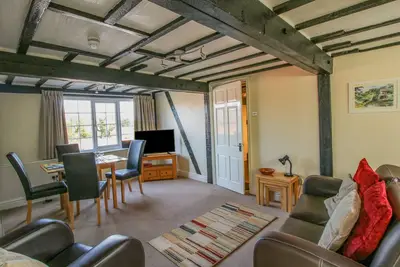 Mill End, pet friendly, with a garden in Wrenbury