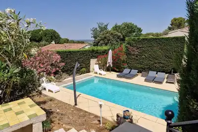 Image de Elegant 180m² villa with swimming pool, jacuzzi and panoramic view