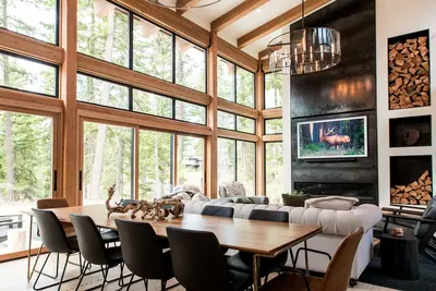 Image de Stunning modern luxury in the Cascade Mountains
