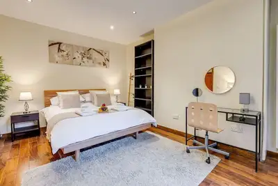 Image de Garden Gem: Family Getaway, Sleeps 6, 2min to tube