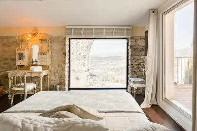 Image de Charming house, panoramic view of the Luberon.