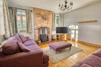 Image de Pass the Keys | Family home in the countryside