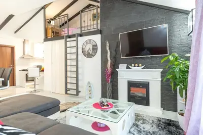 Image de Tranquility and Nature in 4 bedroom w\/ Sea view - 300m from the sea