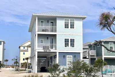 Image de North Cape San Blas, private pool, elevator, beach gear included!
